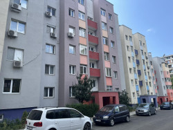 Четиристаен апартамент 121 кв.м. с 3 спални в кв. Васил Левски, Казанлък
