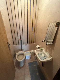 Четиристаен апартамент 121 кв.м. с 3 спални в кв. Васил Левски, Казанлък