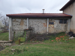 Продава Къща Гредоред в гр.Казанлък