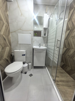АПАРТАМЕНТ В РАЙОНА НА МАГАЗИН ИЗТОК