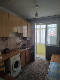 Продава двустаен апартамент