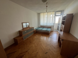 Двустаен апартамент 70 кв.м. с възможност за две спални на Абаята, Казанлък