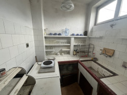 Къща с 4 спални и двор 1200 кв.м. за продажба в село Осетеново