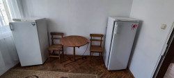 Дава под наем обзаведен четиристаен тухлен апартамент