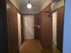 Агенция Елия продава 2 стаи + кухня в кв.ИЗТОК