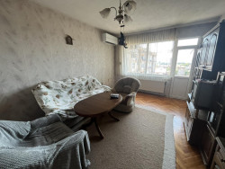 Продава/заменя за апартамент 108 кв.м. с механа, камина и изба 20 кв.м. до ЕКО, Казанлък