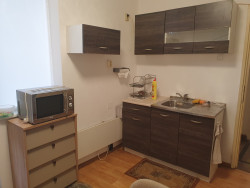 Продава Едностаен апартамент Тухла в гр.Казанлък